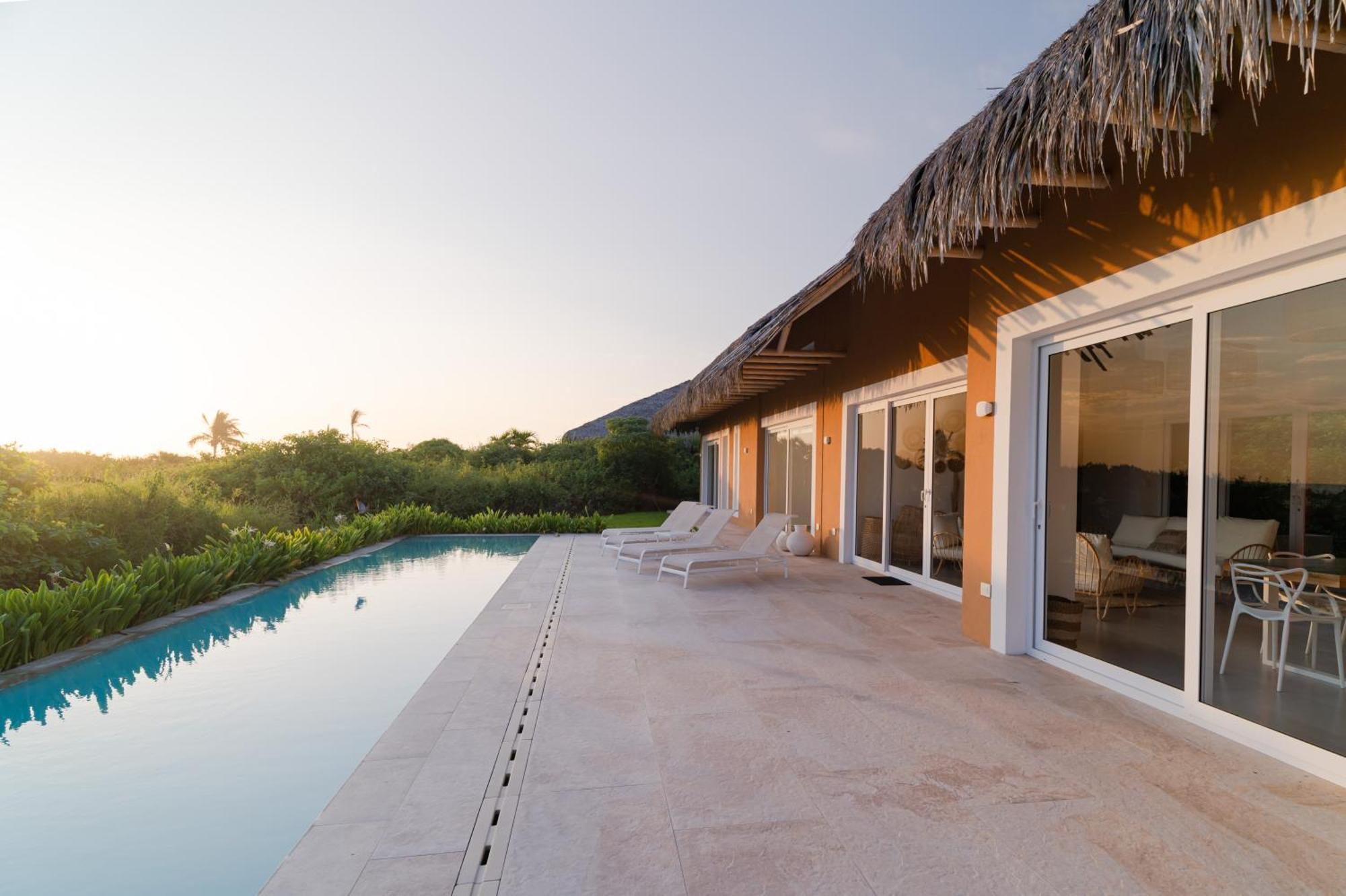 Tanusas Retreat & Spa Puerto Cayo Εξωτερικό φωτογραφία